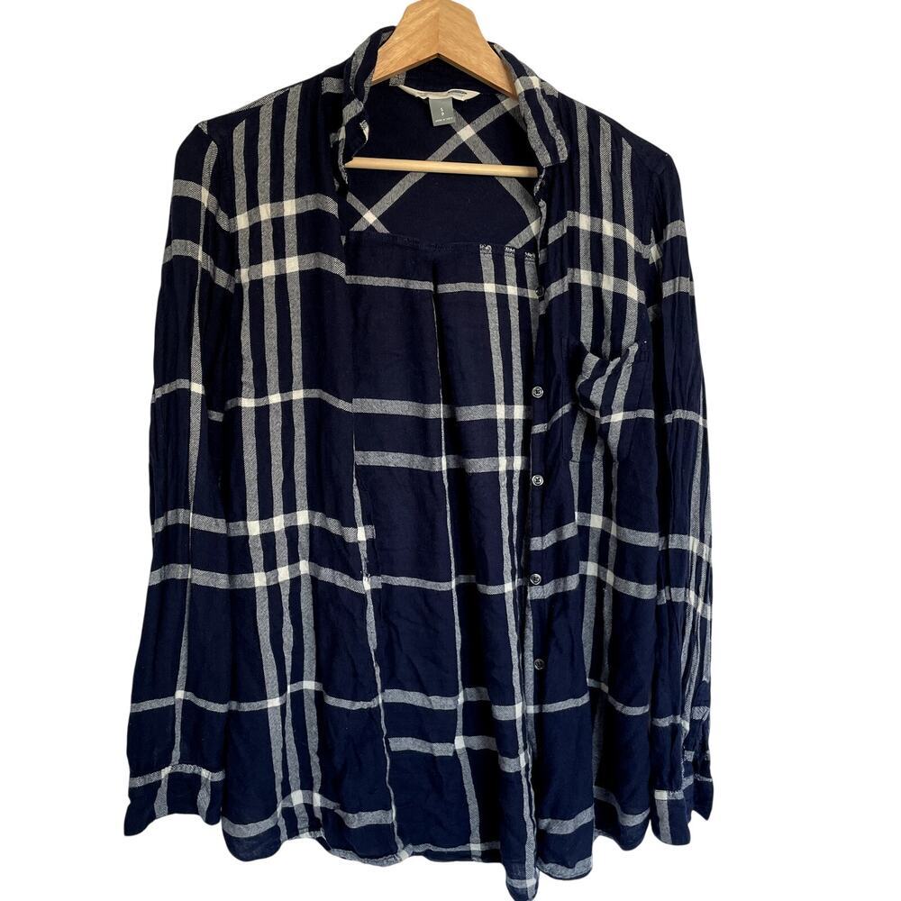 Old Navy the classic shirt blue white checkered button down shirt women's size S